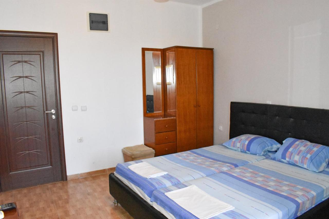 Apartments Murati Ulcinj Ngoại thất bức ảnh